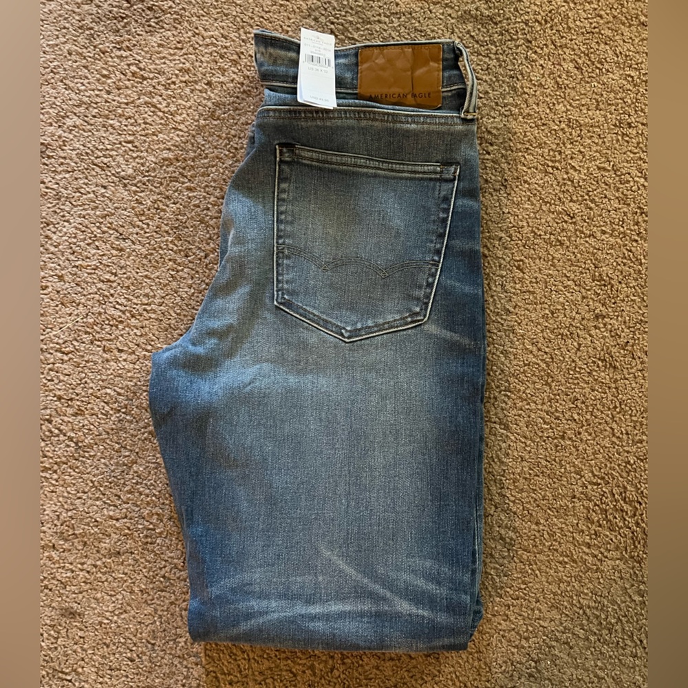 American Eagle Men’s Jeans